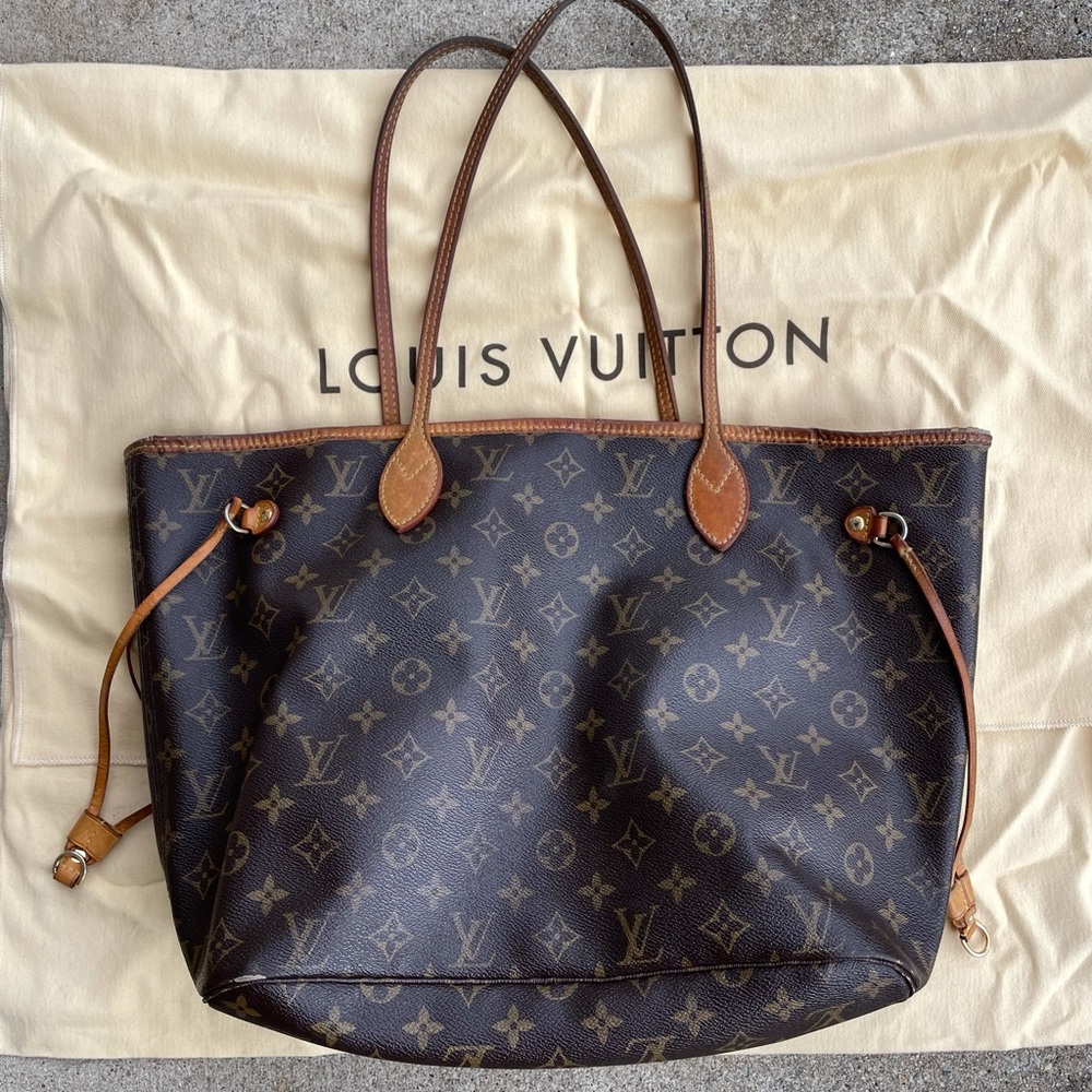 Louis Vuitton Neverfull Medium